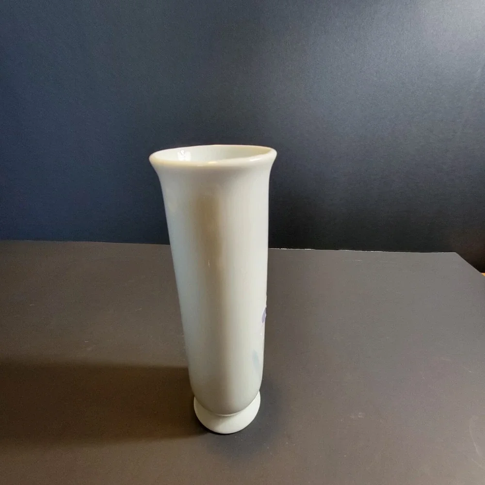Otagiri Floral Lite Bud Vase Hand Painted With Pink And Blue Flowers